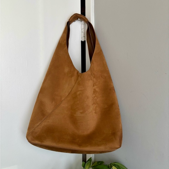 Banana Republic Vegan Suede Slouchy Tote - Picture 2 of 14